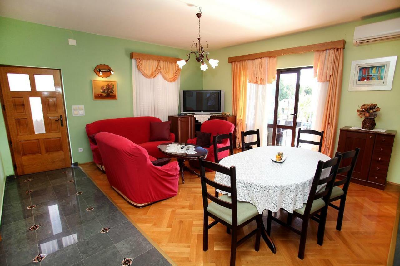 Eridan Apartment Kaštela 外观 照片