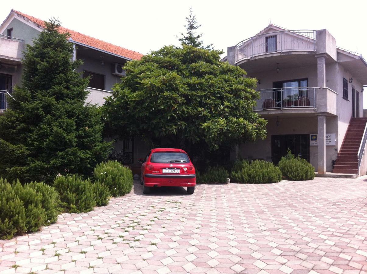 Eridan Apartment Kaštela 外观 照片